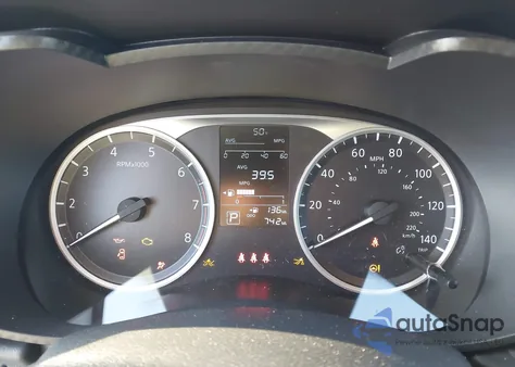 2025 Nissan Versa 1.6 S z USA, uszkodzony, nr VIN 3N1CN8DV3SL852774